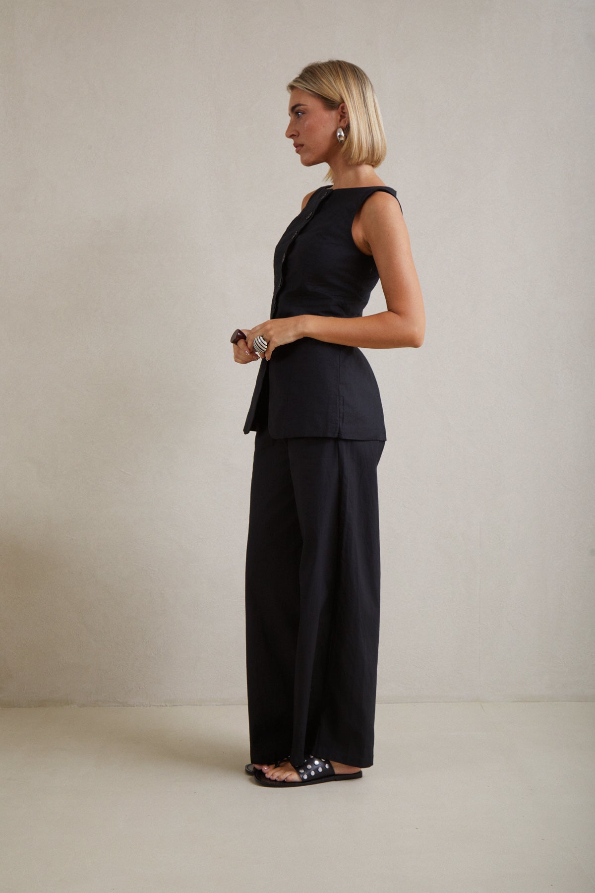 Pantalón Pinzas Lino Arena