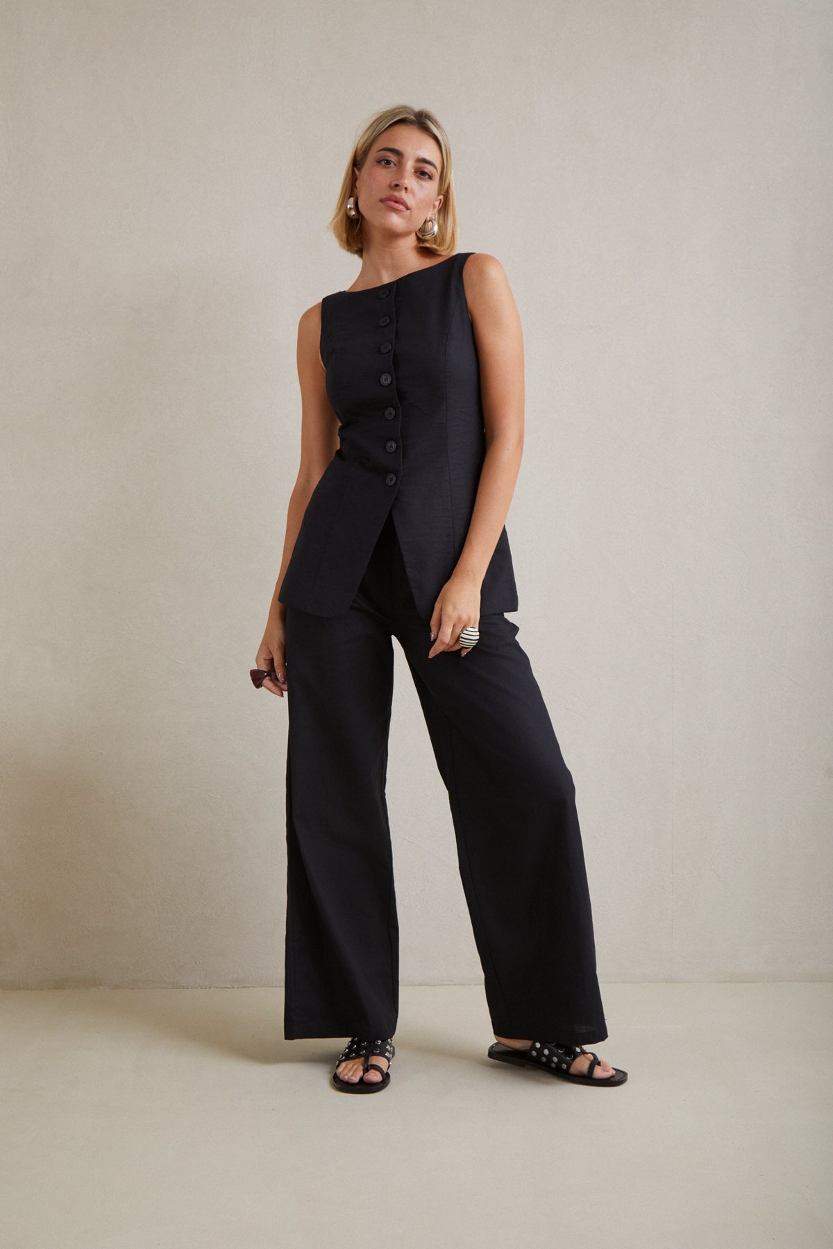 Pantalón Pinzas Lino Arena